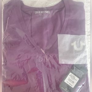 Brand new with tags purple true religion v neck tshirt